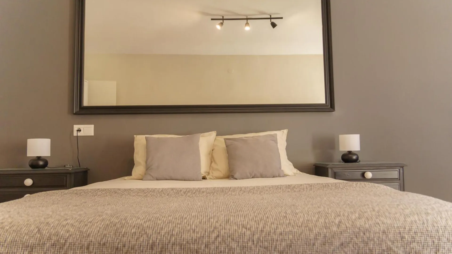 Tu Hogar Desayuno, Parking Y Piscina Incluidos Apartment Ronda
