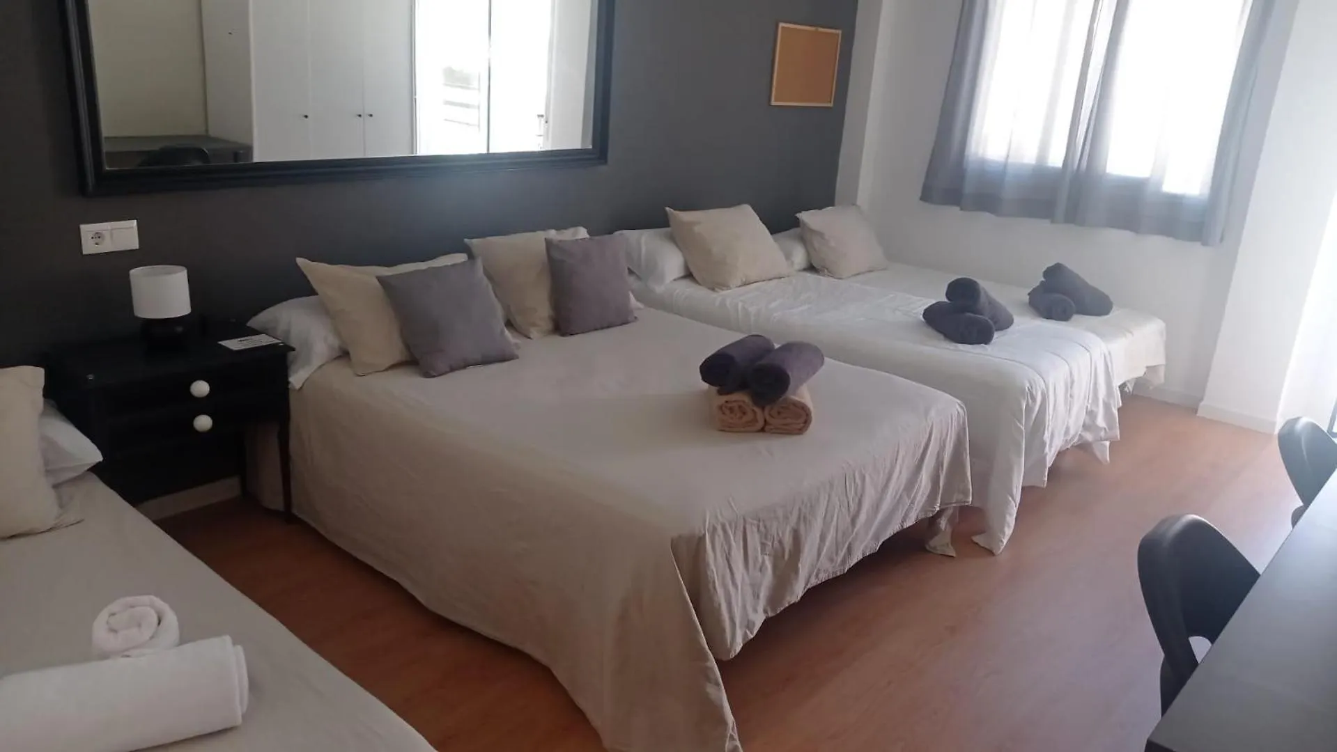Alloggio in famiglia Appartamento Tu Hogar Desayuno, Parking Y Piscina Incluidos Ronda Spagna